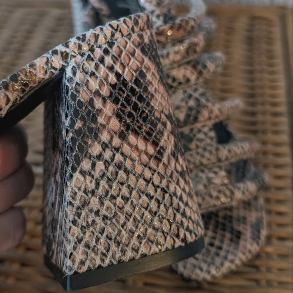 FREE PEOPLE | Colette Strappy Snakeskin Sandal | Womens, Size 8.5 - Picture 5 of 7